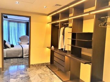 DEPARTAMENTO EN VENTA DE 1 RECÁMARA FRENTE AL MAR EN PUERTO CANCÚN, QUINTANA ROO, ECLUSIVIDAD Y PLUSVALÍA
