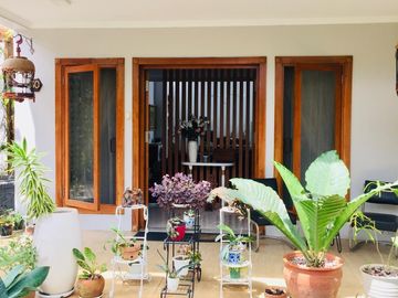 Rumah Fully Furnished 2 Lantai di Menteng Bintaro 12274-RA 0811111----