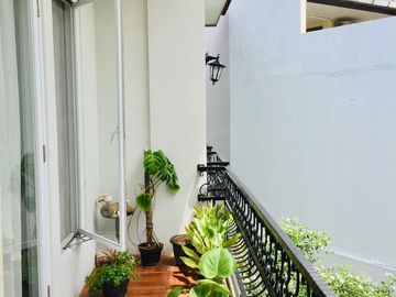 Rumah Fully Furnished 2 Lantai di Menteng Bintaro 12274-RA 0811111----