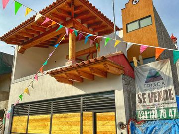 Patzcuaro cerca de la plaza 4 Recamaras TERRAZA  Asador terraza CASA NUEVA