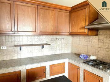 [For Sale] Windsor Tower Condominium, Spacious Room