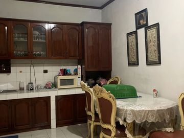 Dijual Cepat Rumah di Puter, Bintaro Sektor 5, Nego Sampai Jadi