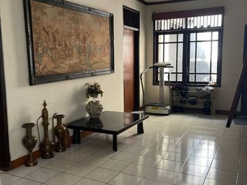 Dijual Cepat Rumah di Puter, Bintaro Sektor 5, Nego Sampai Jadi