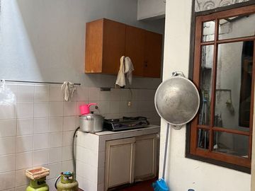 Dijual Cepat Rumah di Puter, Bintaro Sektor 5, Nego Sampai Jadi