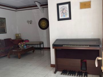 Dijual Cepat Rumah di Puter, Bintaro Sektor 5, Nego Sampai Jadi