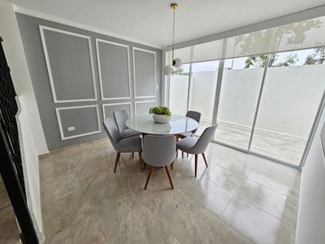 Venta de casa Ria 3 dormitorios en Casa Laguna- Floreana cerca del Riocentro Dorado y Plaza Batan, La Aurora Daule