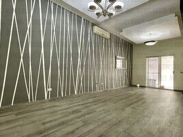 CASA EN VENTA EN PRIVADA BOSQUES DEL CONTRY, A 120 METROS DEL PARQUE, CON ASADOR Y BARRA