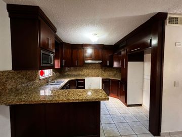 Casa en venta en Residencial Villa Bonita.