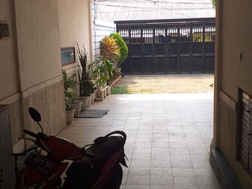 Rumah Akses 1 Mobil, 30 Meter Ke Jalan Munjul Raya