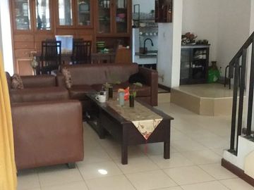 Rumah Akses 1 Mobil, 30 Meter Ke Jalan Munjul Raya