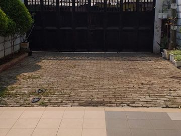 Rumah Akses 1 Mobil, 30 Meter Ke Jalan Munjul Raya