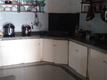 Rumah Akses 1 Mobil, 30 Meter Ke Jalan Munjul Raya