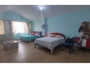 SE VENDE LINDA CASA DE 2 PISOS.EN NVO CHIMBOTE. URB. LAS CASUARINAS ID 1082007