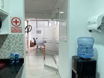 Oficina Coworking en Alquiler en Distrito Financiero