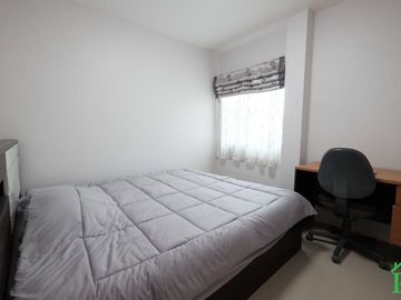 Spacious house for sale on the corner beside the lake in Mooban Ornsirin 3 San Pu Loei, Doi Saket