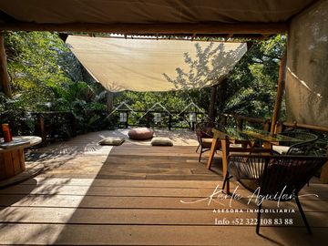 Se vende casa en Sayulita rodeada de hermosa vegetación ideal para rentas y vivir en paz