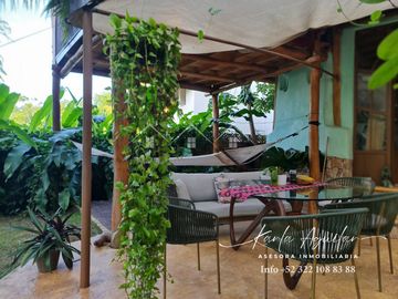 Se vende casa en Sayulita rodeada de hermosa vegetación ideal para rentas y vivir en paz