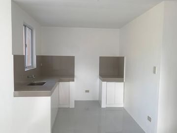 5BR House and Lot for Sale at  Carson, Daan Hari, Cavite