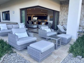 Condo con terraza y acceso directo al mar,  alberca y gym, Pacific Ocean, Cabo San Lucas.