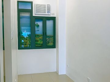25 sqm 1 BR Condo For Sale Near MRT 7 in East Fairview Quezon City