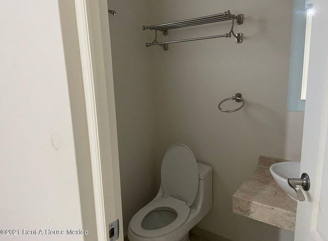Foto EL REFUGIO Casa en renta en privada con amenidades 3 recamaras