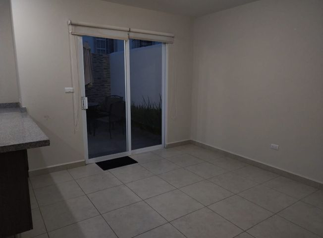 Foto EL REFUGIO Casa en renta en privada con amenidades 3 recamaras