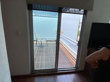 C200 CASA EN VENTA CUMBRES DEL MIRADOR MUY ILUMINADA ESXCELENTE PRECIO Y UBICACIÓN