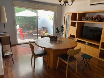 C200 CASA EN VENTA CUMBRES DEL MIRADOR MUY ILUMINADA ESXCELENTE PRECIO Y UBICACIÓN