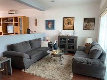 C200 CASA EN VENTA CUMBRES DEL MIRADOR MUY ILUMINADA ESXCELENTE PRECIO Y UBICACIÓN