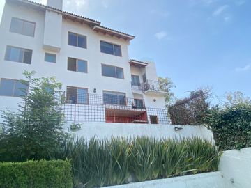 VENTA CASA CON SEGURIDAD BOSQUES DE LA HERRADURA