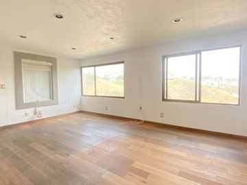VENTA CASA CON SEGURIDAD BOSQUES DE LA HERRADURA