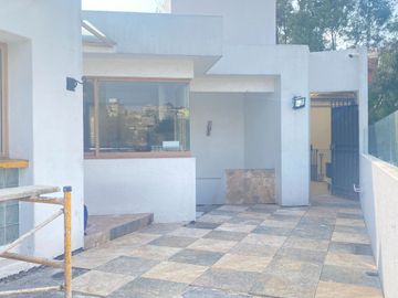 VENTA CASA CON SEGURIDAD BOSQUES DE LA HERRADURA