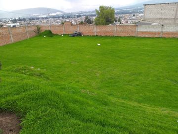 VENTA  CASA EN CAYAMBE, MIRADOR DE PUNTIACHIL, CERCA AL PARQUE CENTRAL
