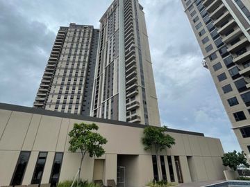 PA - FOR SALE: 1 Bedroom Unit in Mandani Bay Suites, Mandaue City, Cebu