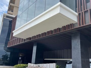 PA - FOR SALE: 1 Bedroom Unit in Mandani Bay Suites, Mandaue City, Cebu