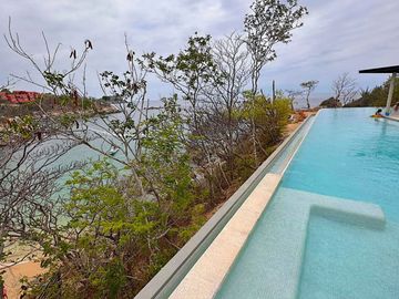 Departamento vista al mar con acceso a la playa, en venta, Arrocito, Huatulco