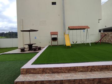 PUSUQUI VENTA DE HERMOSA  CASA CON JACUZZI A ESTRENAR