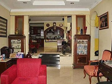 Rumah Langka Dekat Auto 2000 di Jl. Kebayoran Lama, Jakarta Barat