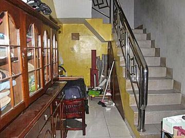 Rumah Langka Dekat Auto 2000 di Jl. Kebayoran Lama, Jakarta Barat