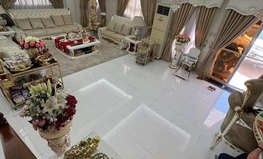🏡 Your Ultimate Luxury Awaits at Versailles Alabang! 🌟 Exquisite 6 Bedroom Fully Furnished Home on a Pristine Corner Lot. With Ample Space, Elegant Fi