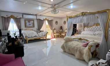 🏡 Your Ultimate Luxury Awaits at Versailles Alabang! 🌟 Exquisite 6 Bedroom Fully Furnished Home on a Pristine Corner Lot. With Ample Space, Elegant Fi