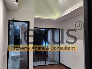 DIJUAL RUMAH BARU DI SEKTOR, BSD
