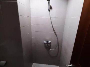 DIJUAL CEPAT !!Apt. Springhill Tower Terrace Full Furnished, Bisa Nego