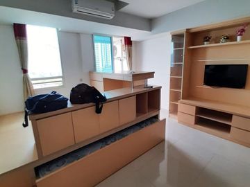 DIJUAL CEPAT !!Apt. Springhill Tower Terrace Full Furnished, Bisa Nego