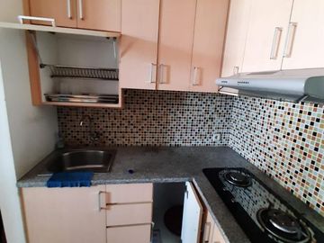 DIJUAL CEPAT !!Apt. Springhill Tower Terrace Full Furnished, Bisa Nego
