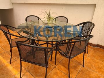 CASA EN VENTA EN VILLAS DE IRAPUATO, CON AMPLIO JARDÍN, MUY CERCA DEL TEC DE MTY
