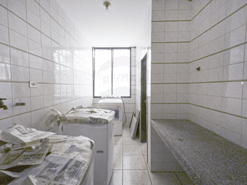 Vendo departamento en Cdla. Kennedy nueva