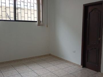 Vendo departamento en Cdla. Kennedy nueva
