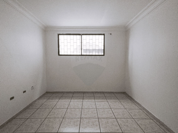 Vendo departamento en Cdla. Kennedy nueva
