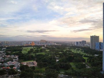 FOR SALE 1 BR UNIT AT INFINITY TOWER